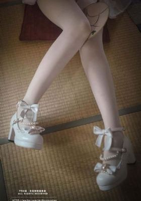 《年轻女教师3》在线观看_蓝光手机在线看